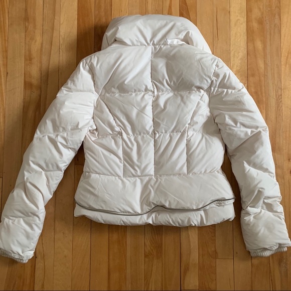 BCBG MAXAZRIA white puff coat - Picture 2 of 8